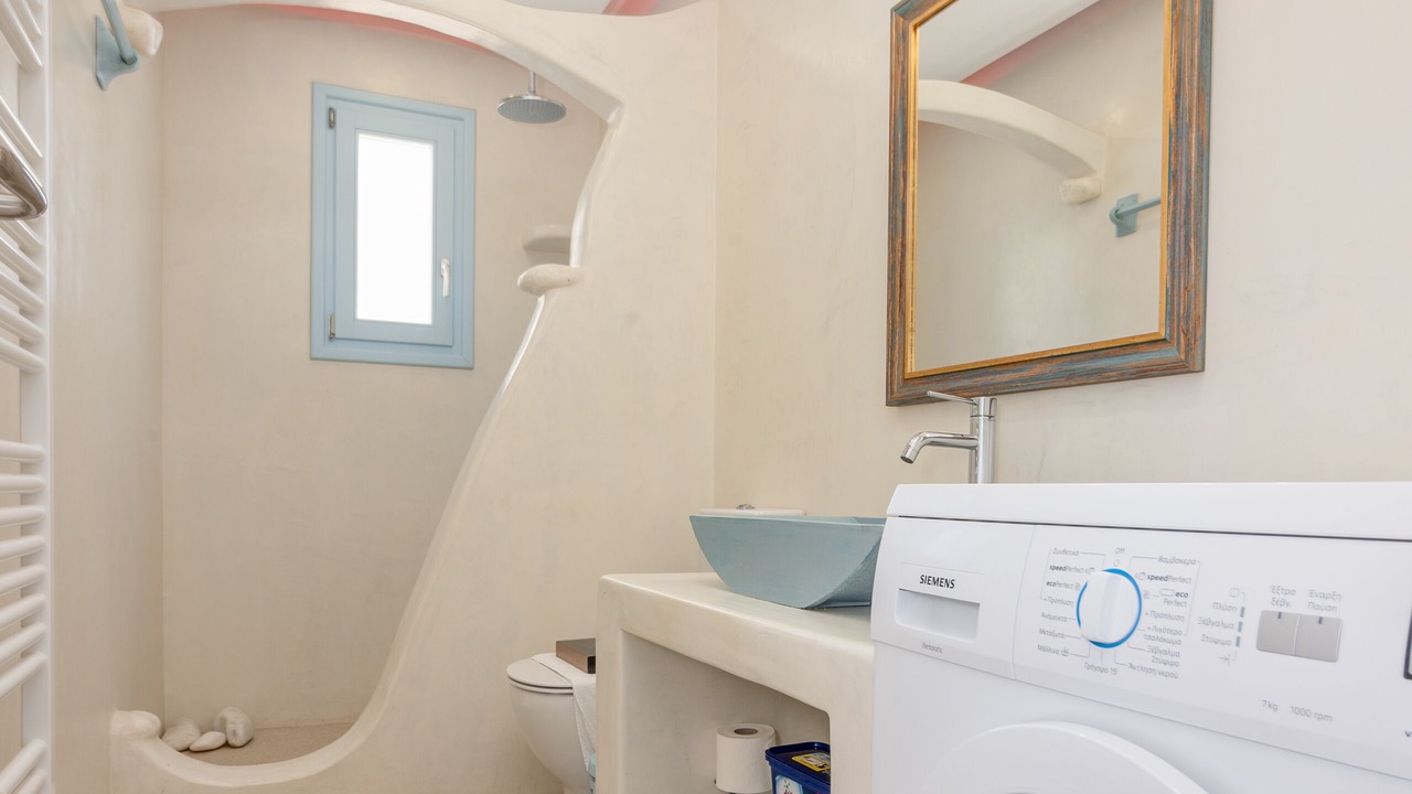 Photo of Bathroom in Agia Anna