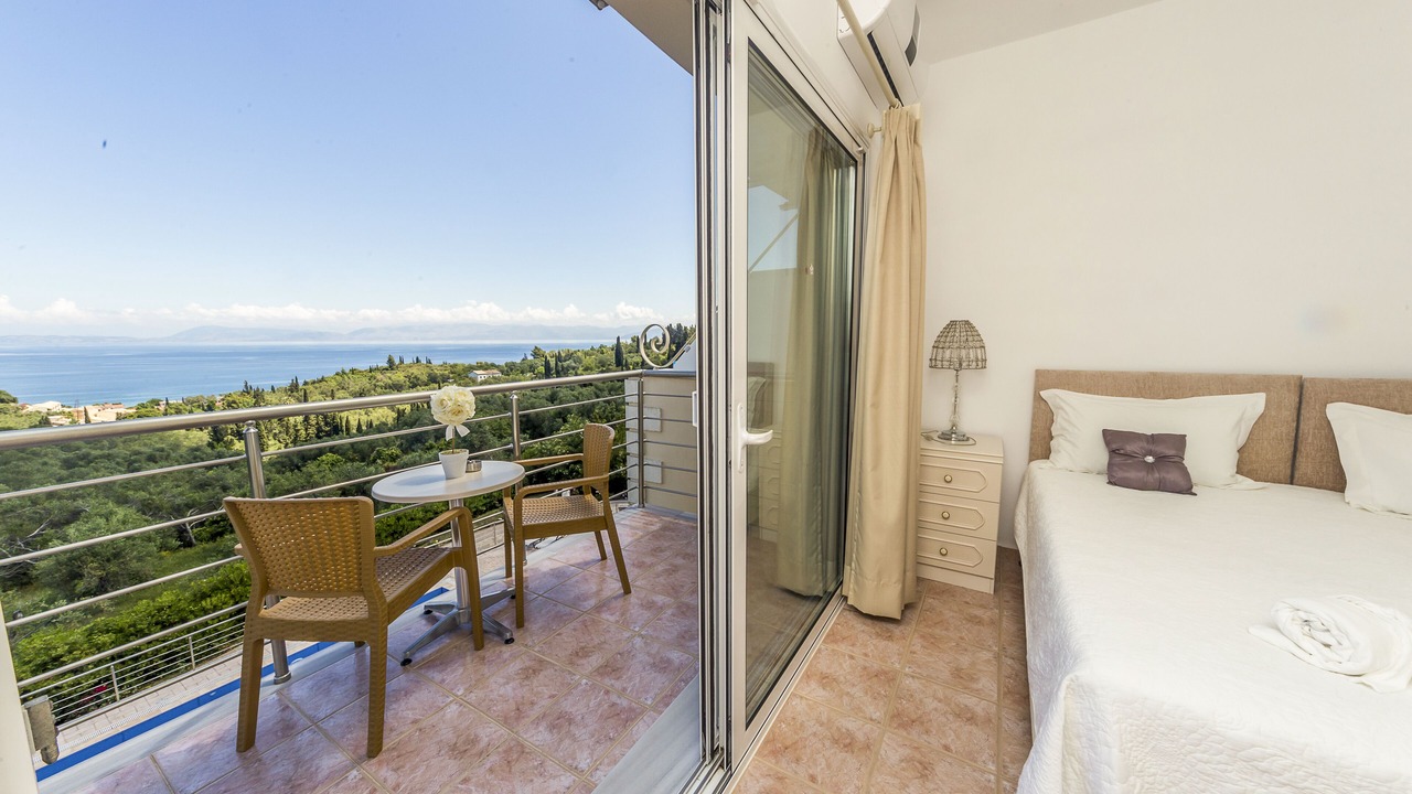 Photo of Bedroom in Notos