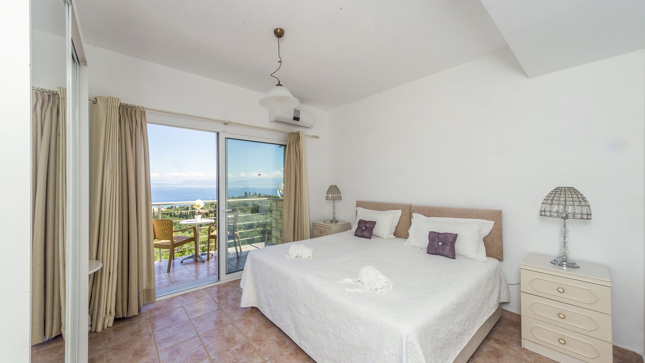 Photo of Bedroom in Notos