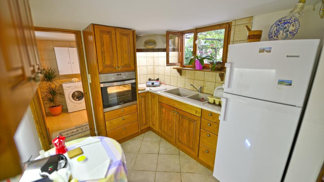 Photo of Kitchen in Platanos