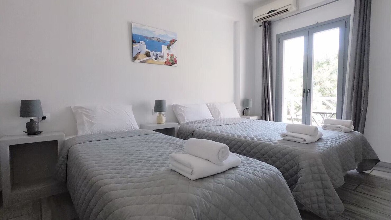 Photo of Bedroom in Perissa