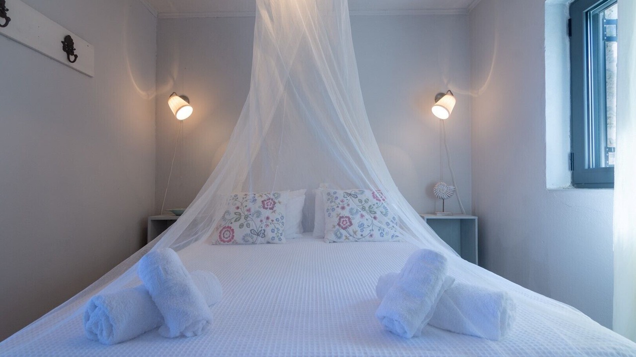 Photo of Bedroom in Koutsi
