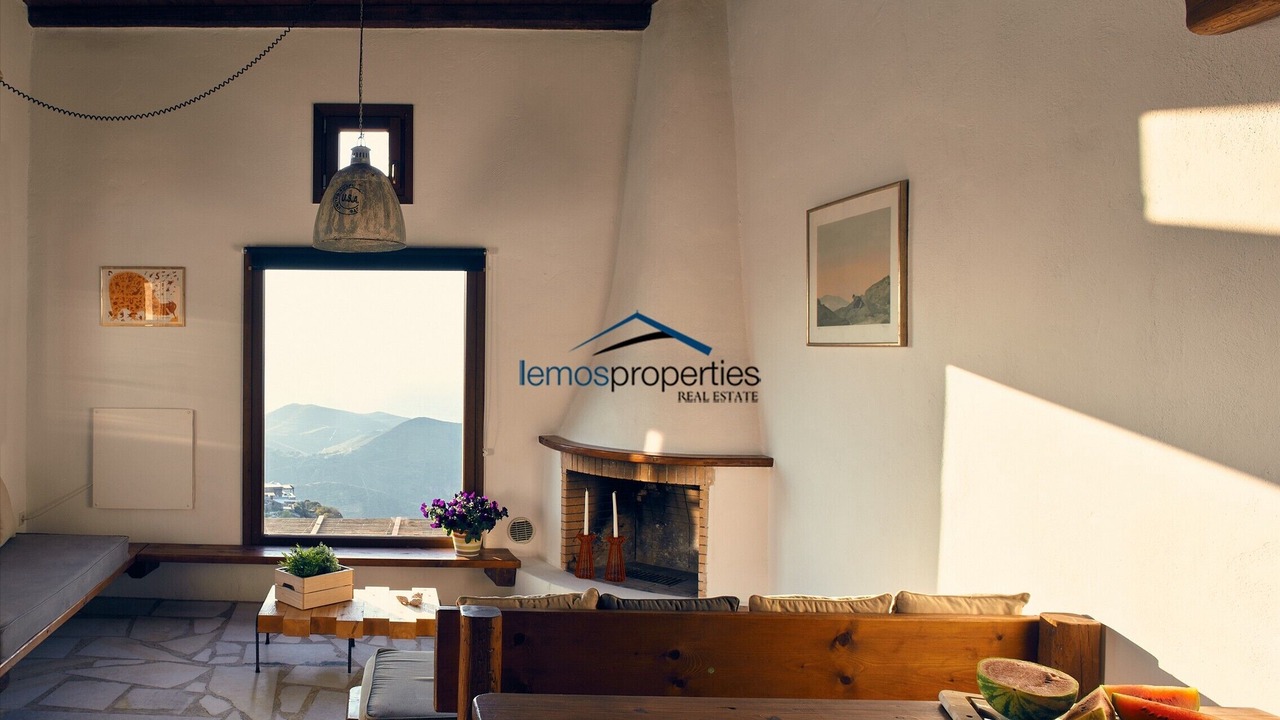 Photo of Bedroom in Kea