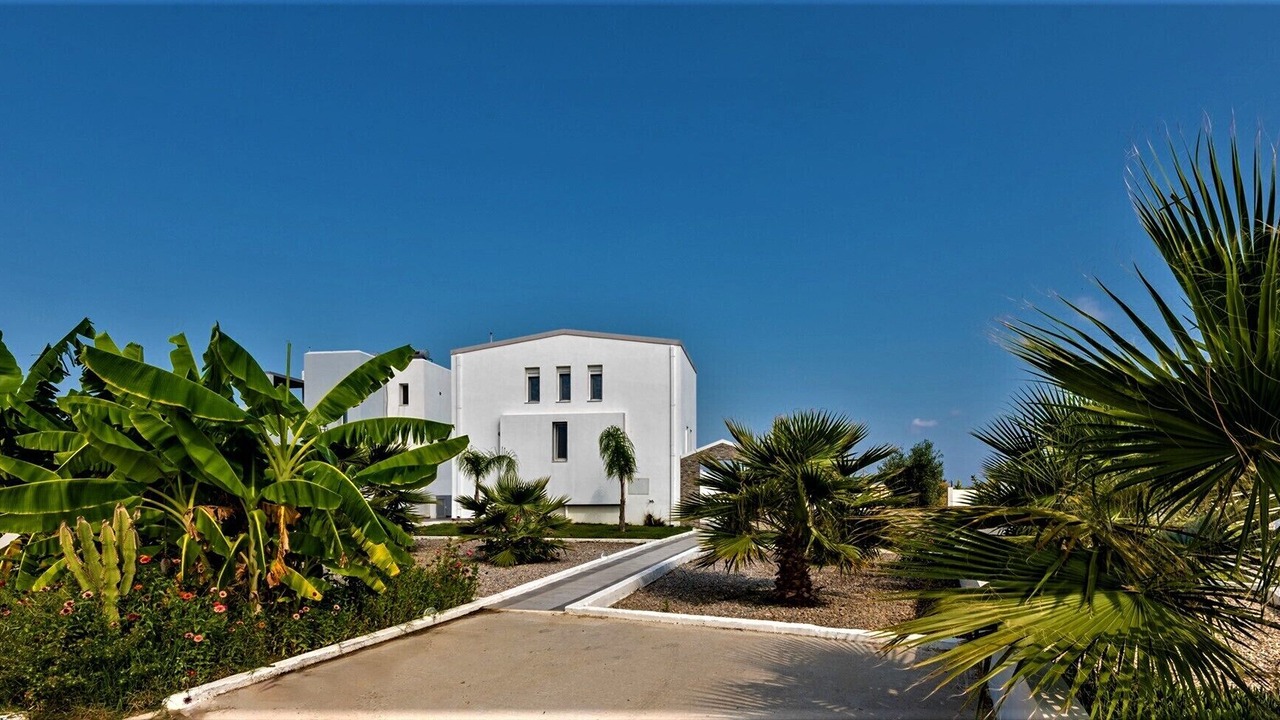 Photo of Outdoor in Tingaki