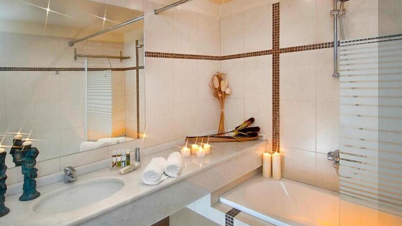 Photo of Bathroom in Istron