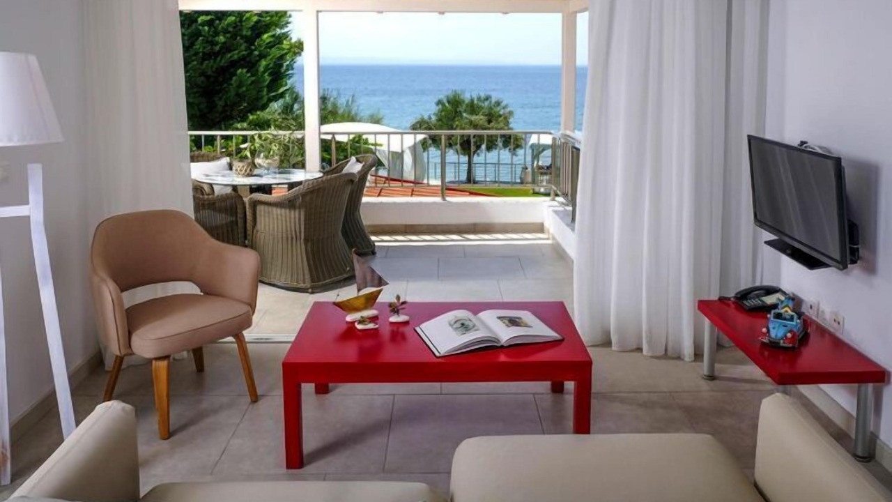 Photo of Livingroom in Elia Nikitis