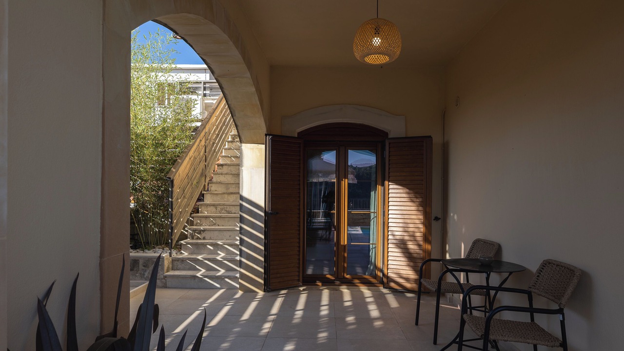 Photo of Patio Balcony in Margarites