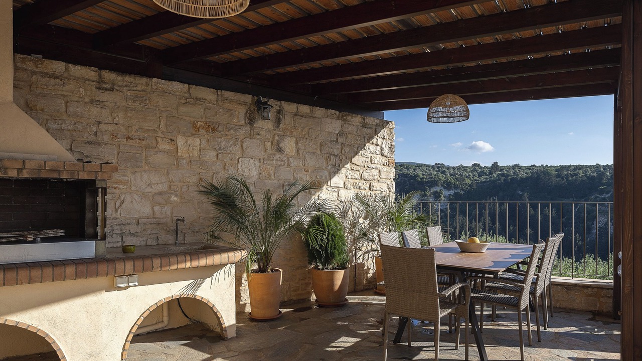 Photo of Outdoor in Margarites