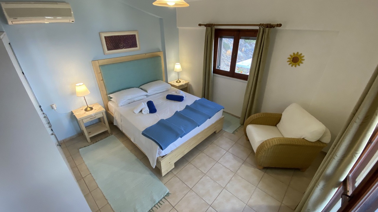 Photo of Bedroom in Mochlos