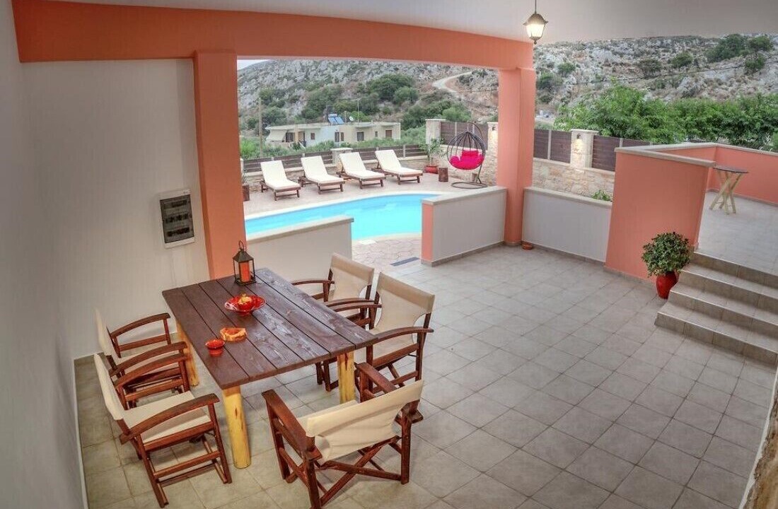 Photo of Outdoor in Platanos
