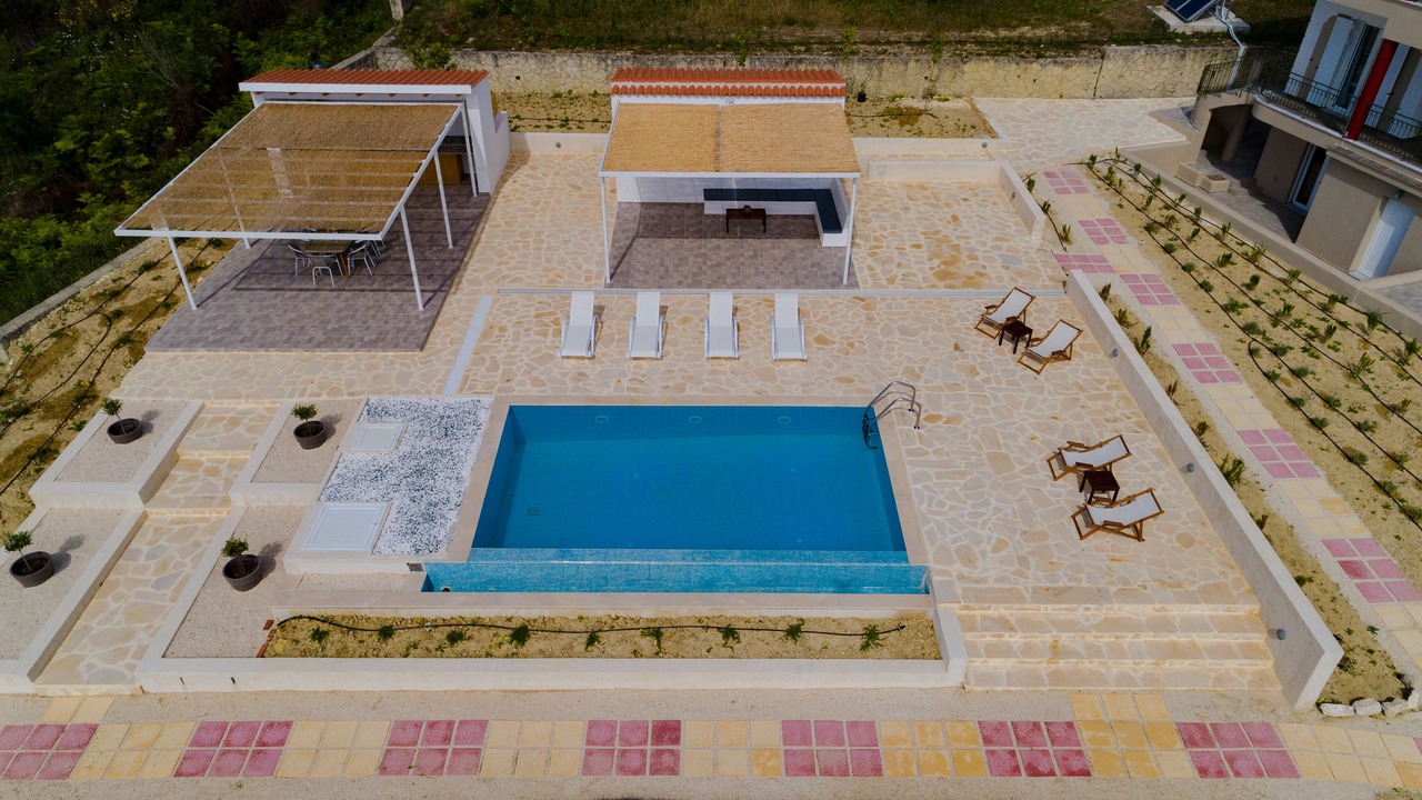 Photo of Outdoor in Paliki