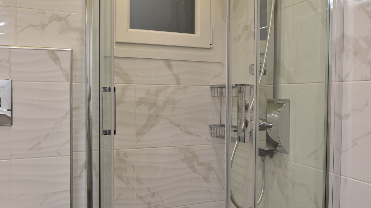 Photo of Bathroom in Neapoli