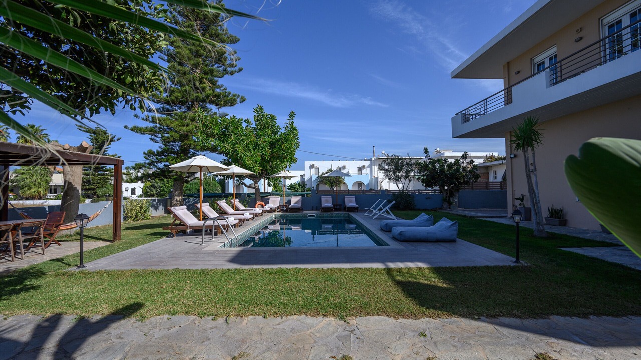 Photo of Outdoor in Platanes