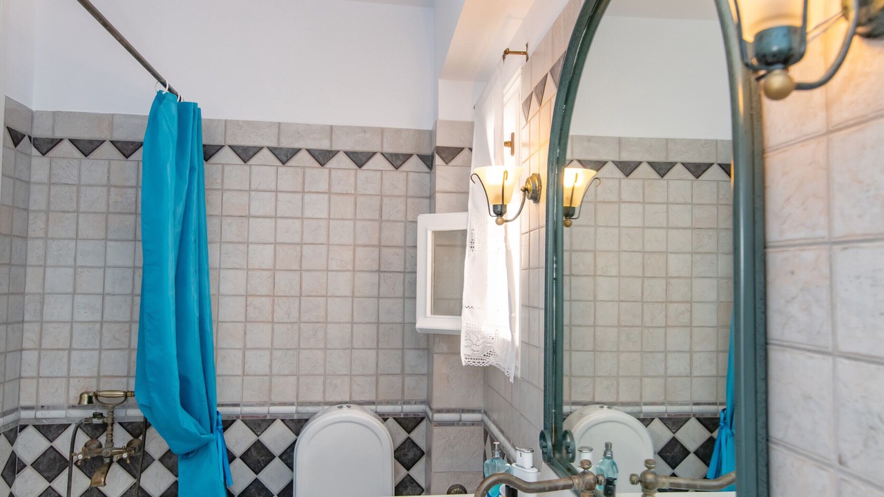 Photo of Bathroom in Tinos Town