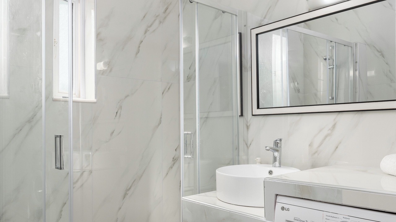 Photo of Bathroom in Plimmiri