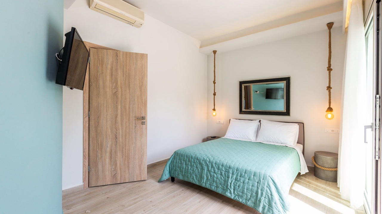 Photo of Bedroom in Adelianos Kampos