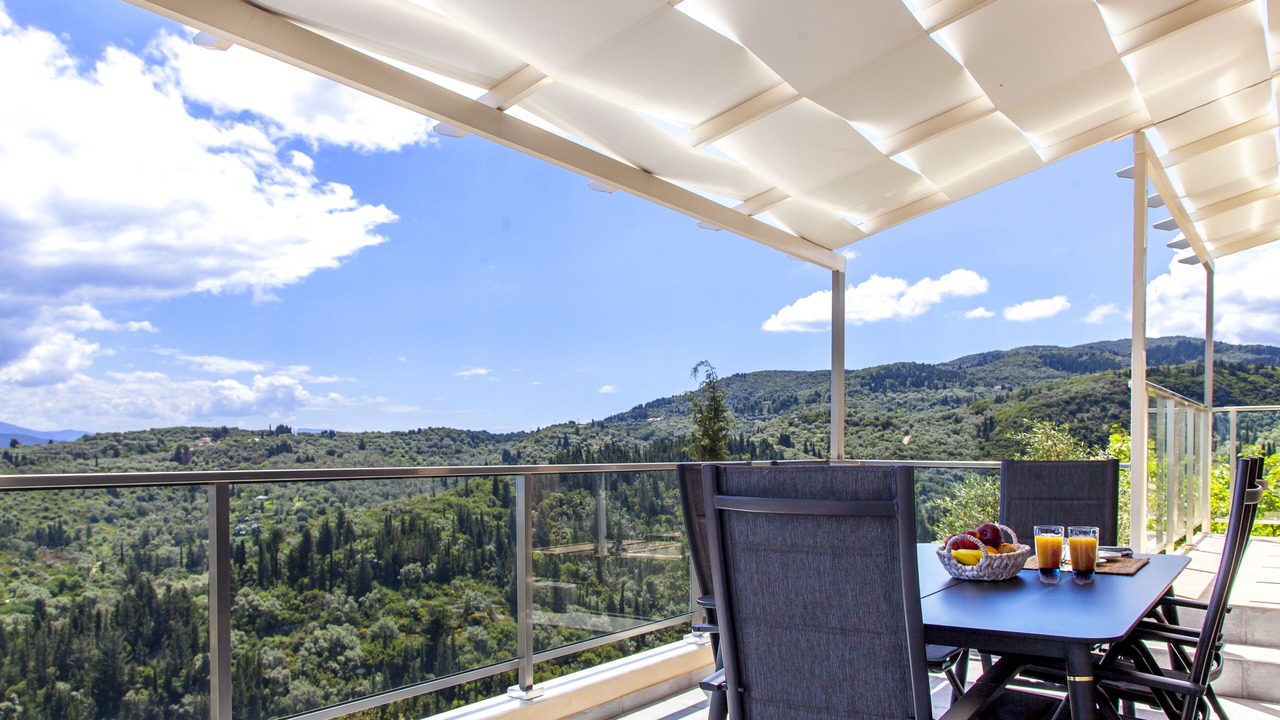 Photo of Outdoor in Apolpaina