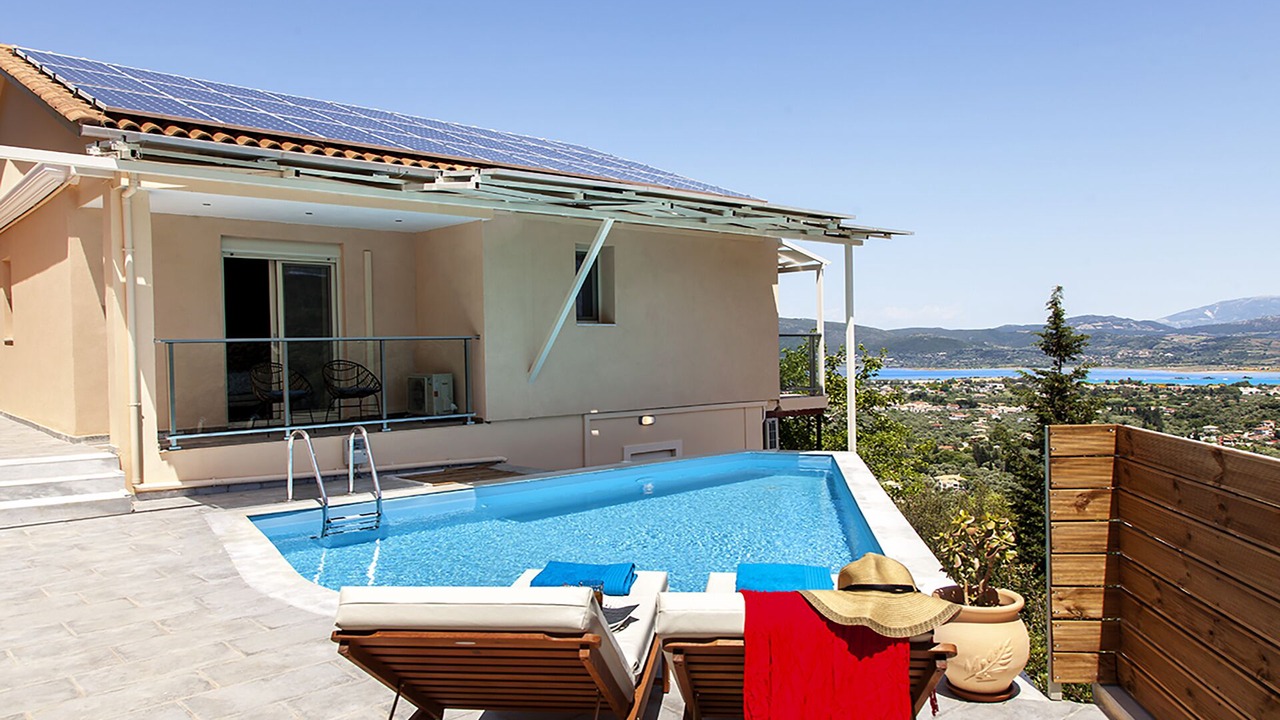Photo of Outdoor in Apolpaina