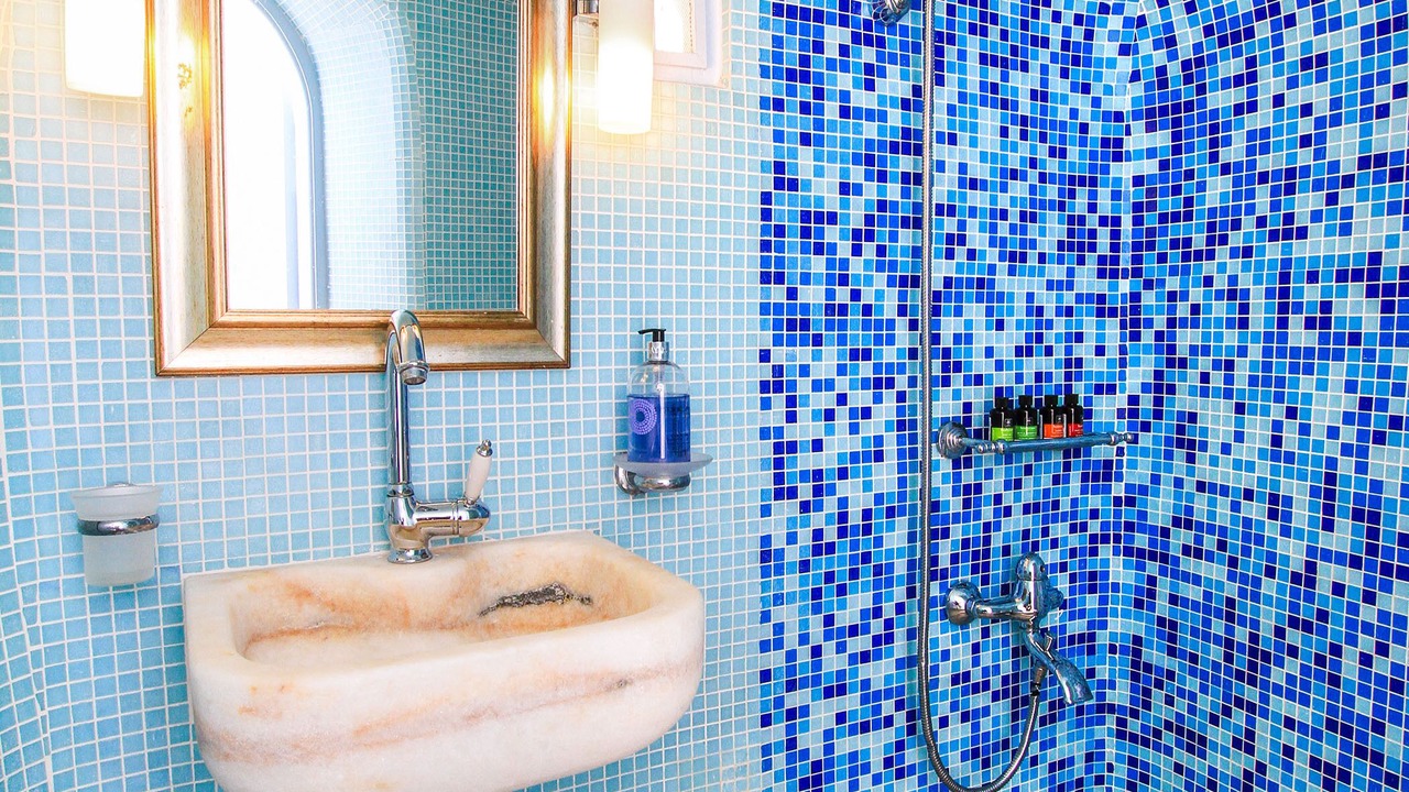 Photo of Bathroom in Oia