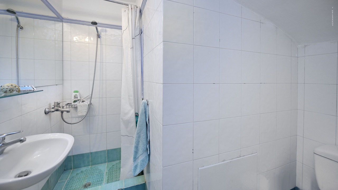 Photo of Bathroom in Paraga