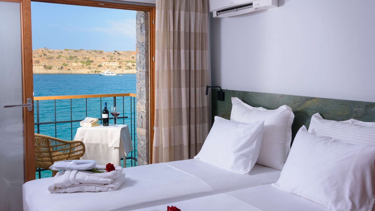 Photo of Bedroom in Plaka