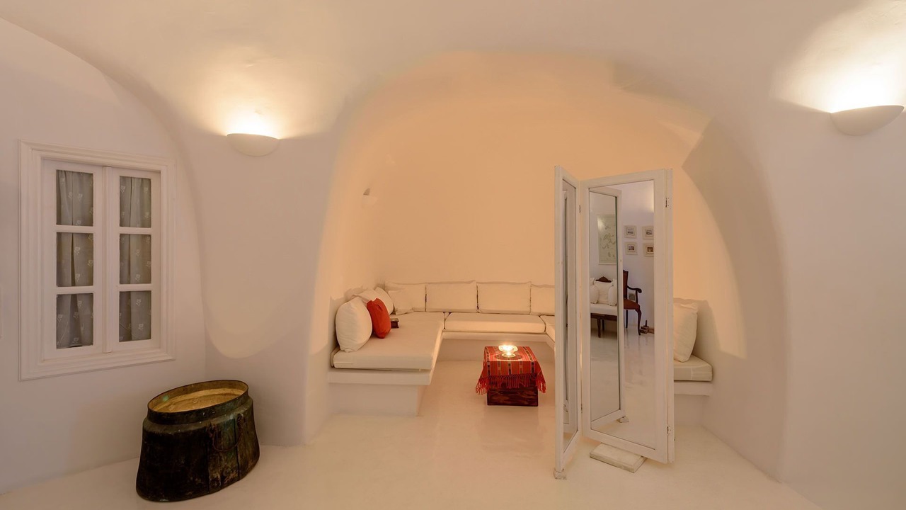 Photo of Others in Oia