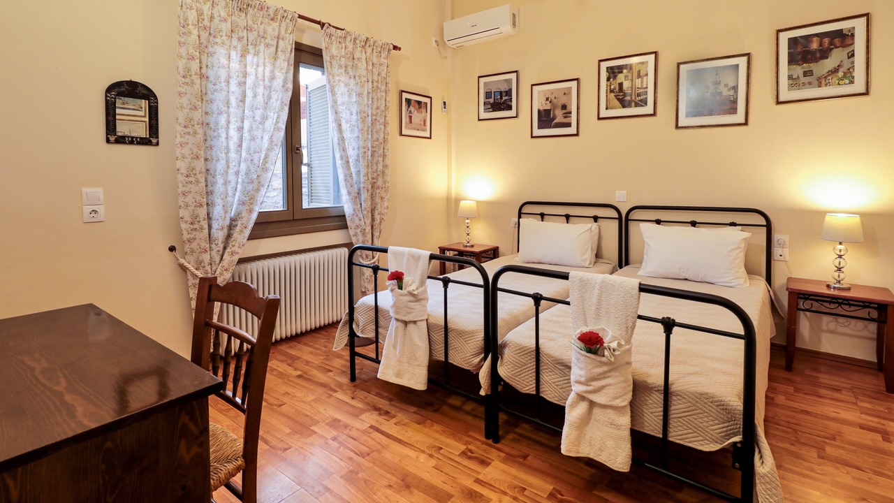 Photo of Bedroom in Kea
