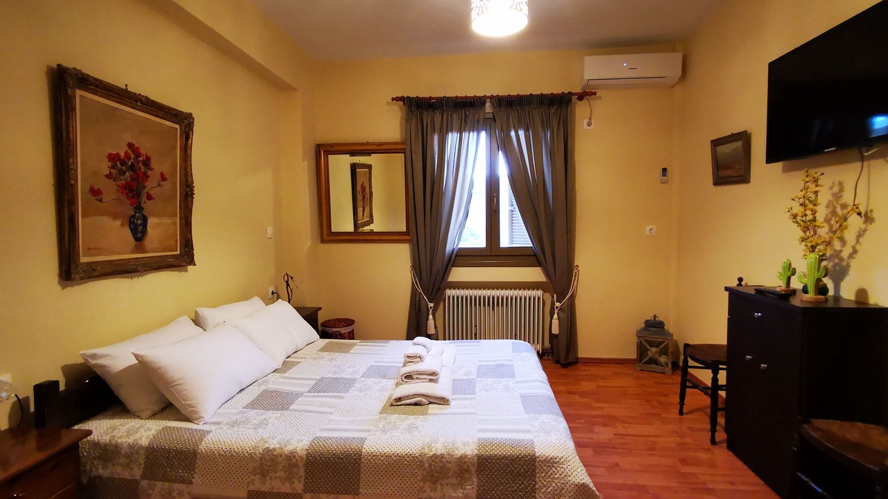 Photo of Bedroom in Kea