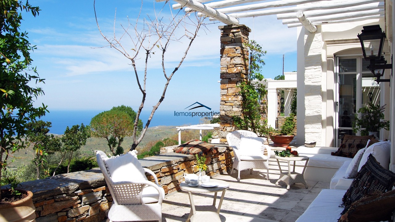 Photo of Patio Balcony in Kea