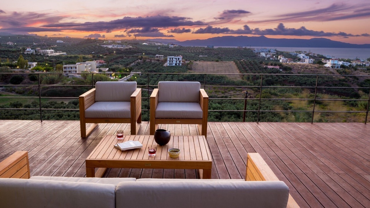 Photo of Patio Balcony in Kato Stalos