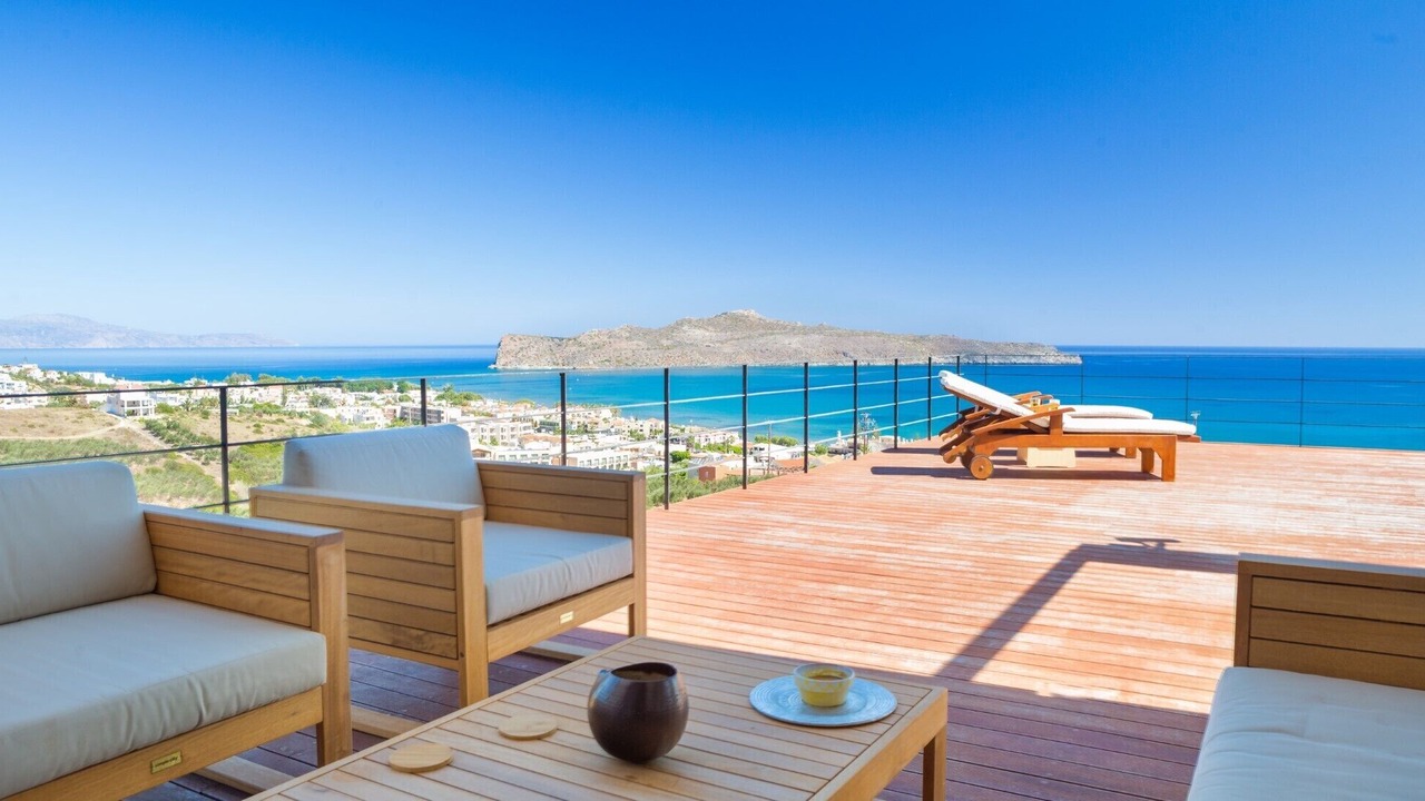 Photo of Patio Balcony in Kato Stalos
