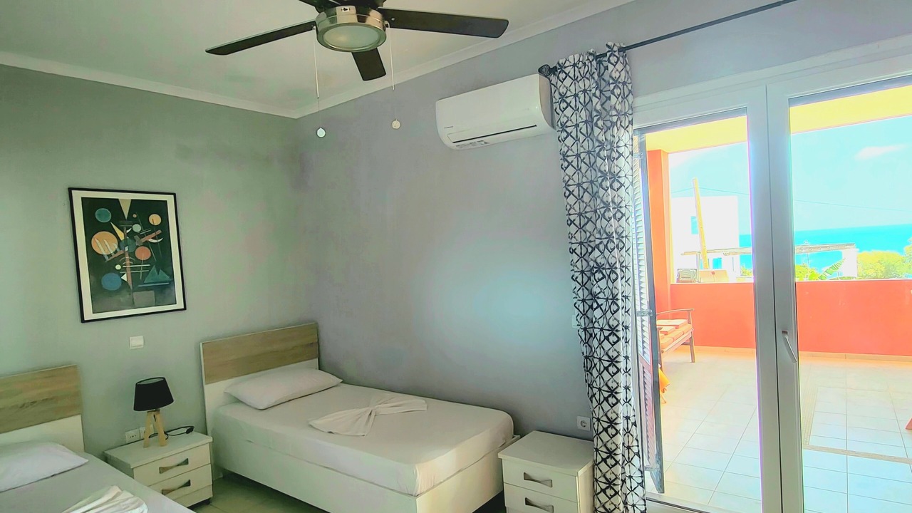Photo of Bedroom in Lahania