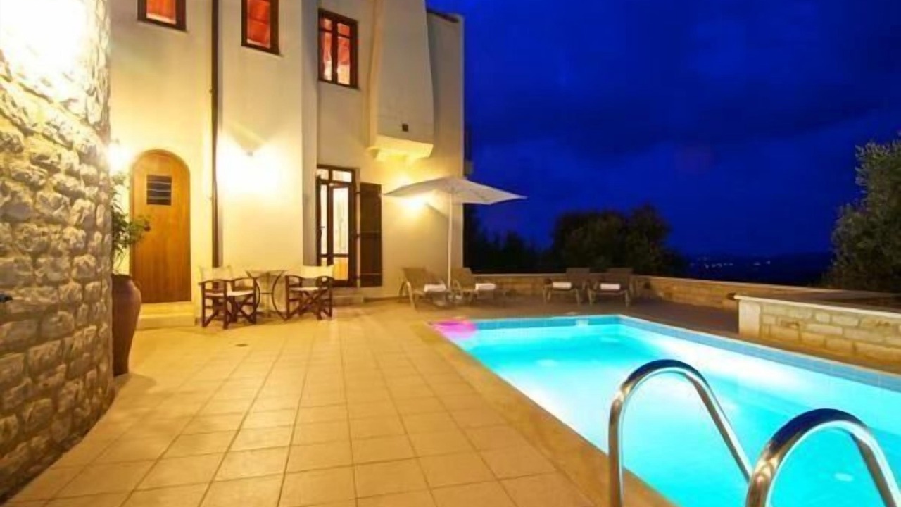 Photo of Outdoor in Amnatos