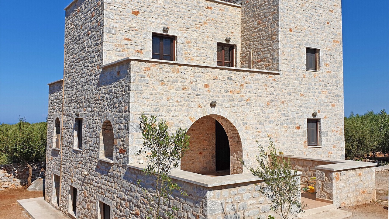 Photo of Outdoor in Omales