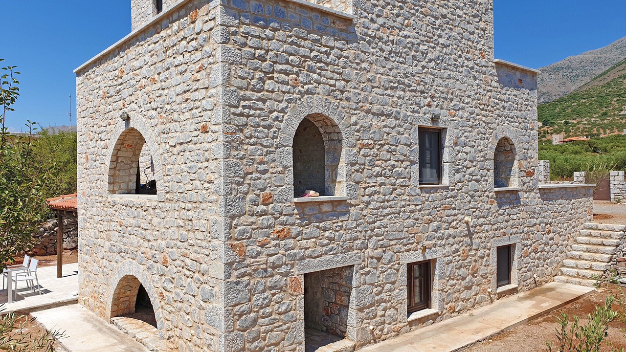 Photo of Outdoor in Omales