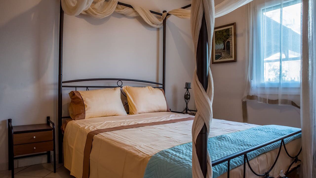 Photo of Bedroom in Elliniko-Argyroupoli