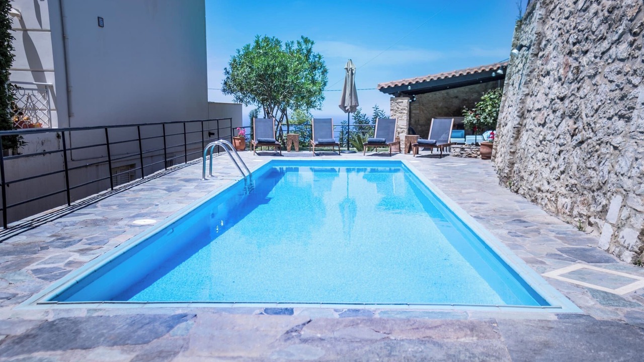 Photo of Outdoor in Roussospiti