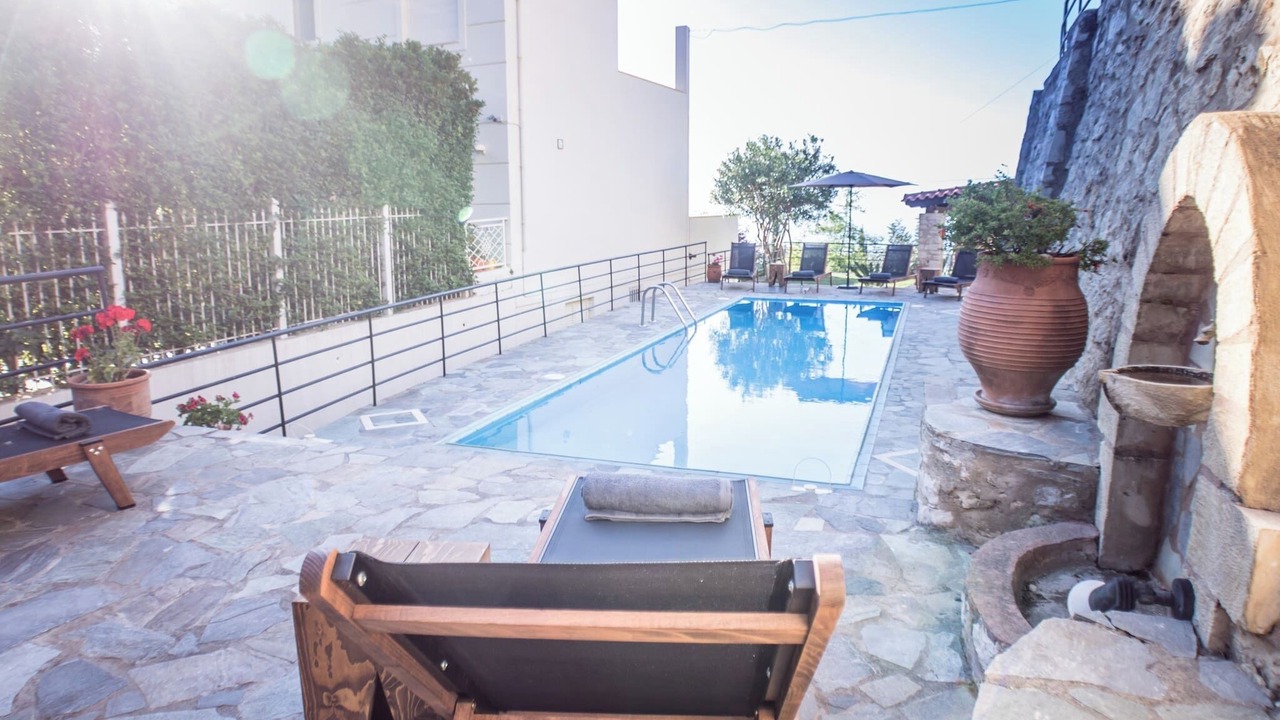 Photo of Outdoor in Roussospiti