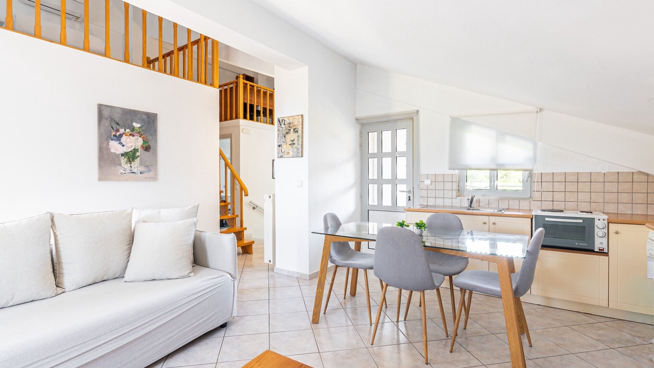 Photo of Livingroom in Roussospiti
