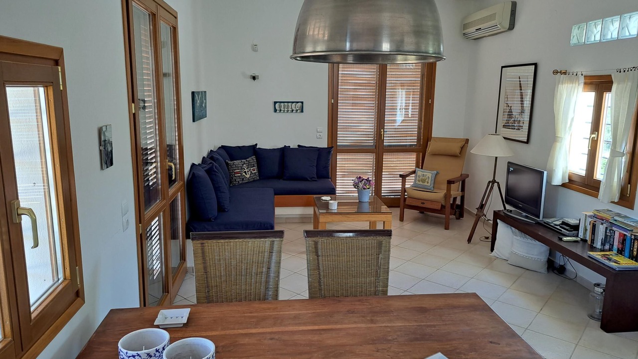Photo of Livingroom in Keratokambos