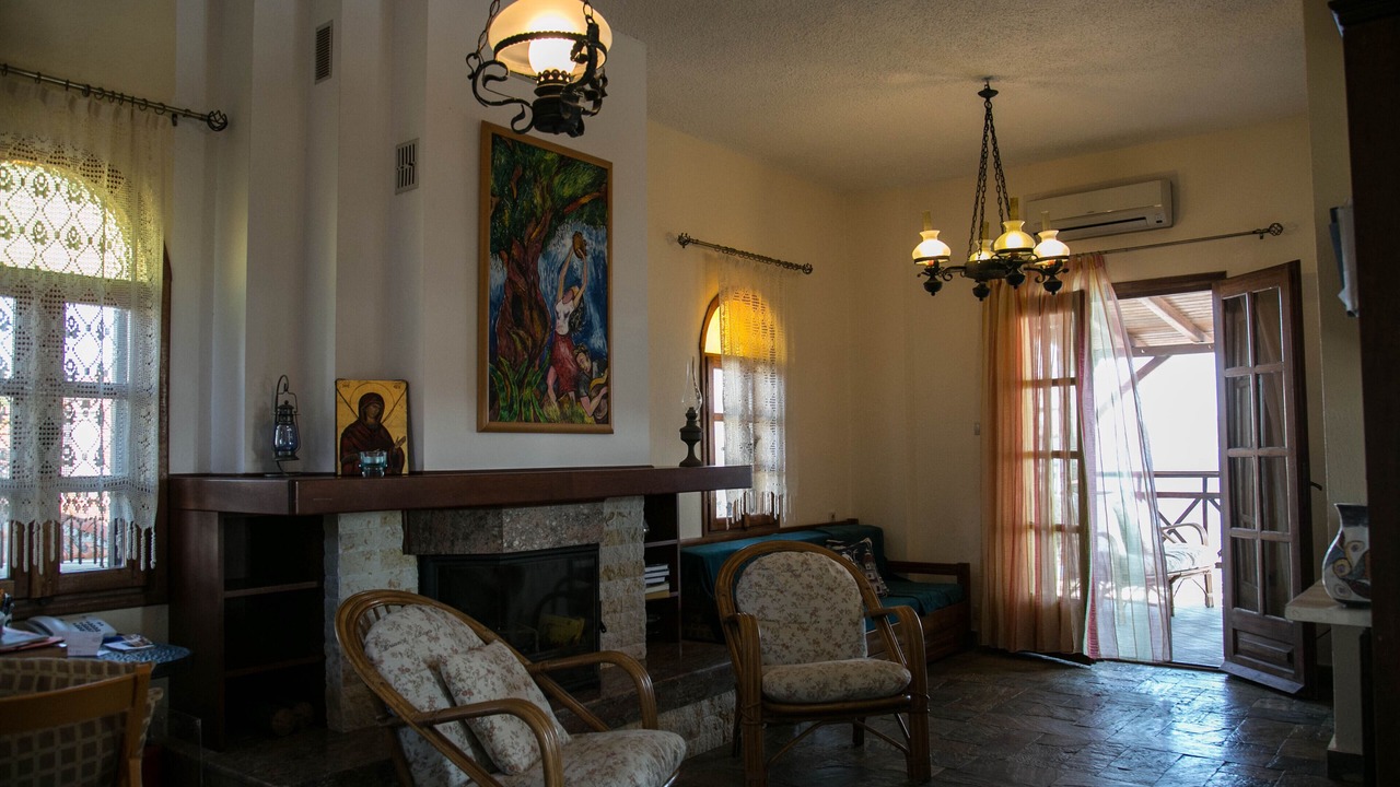 Photo of Others in Aristotelis