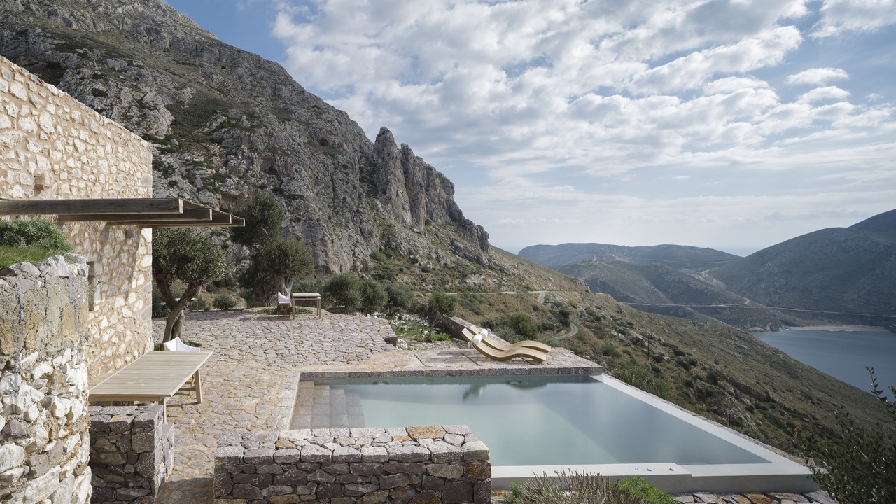Photo of Outdoor in Omales