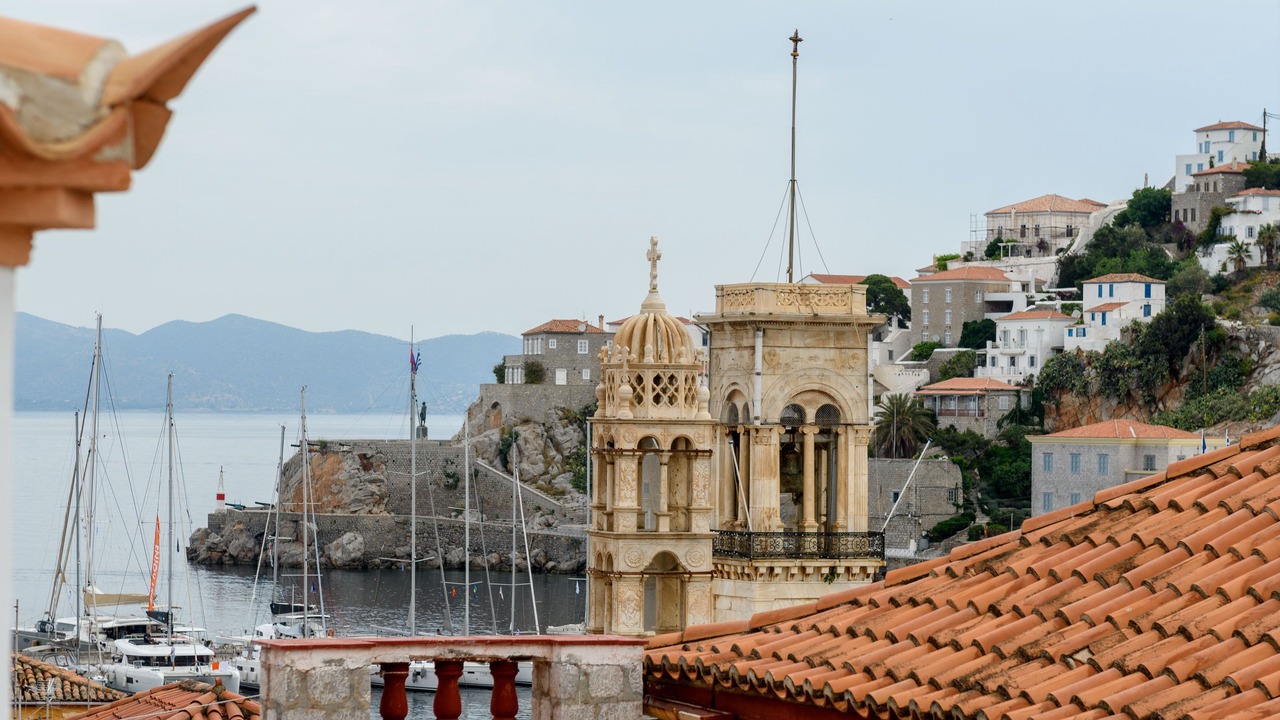 Photo of Others in Hydra
