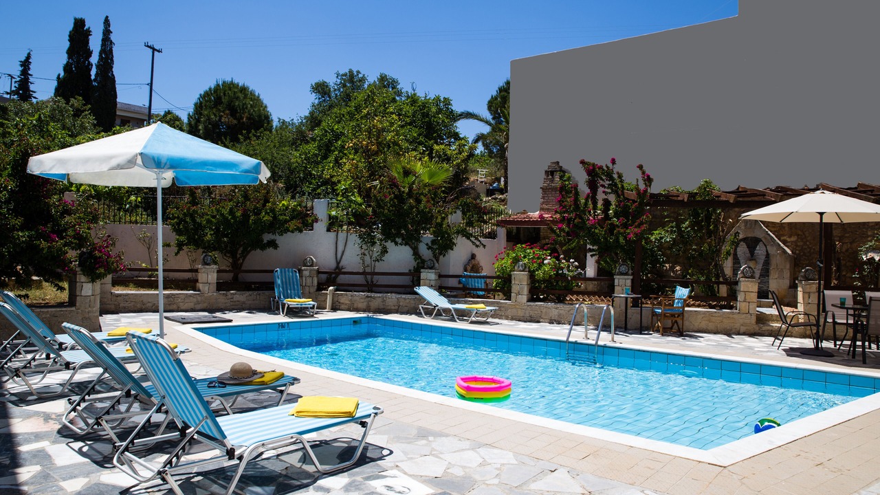 Photo of Outdoor in Roussospiti