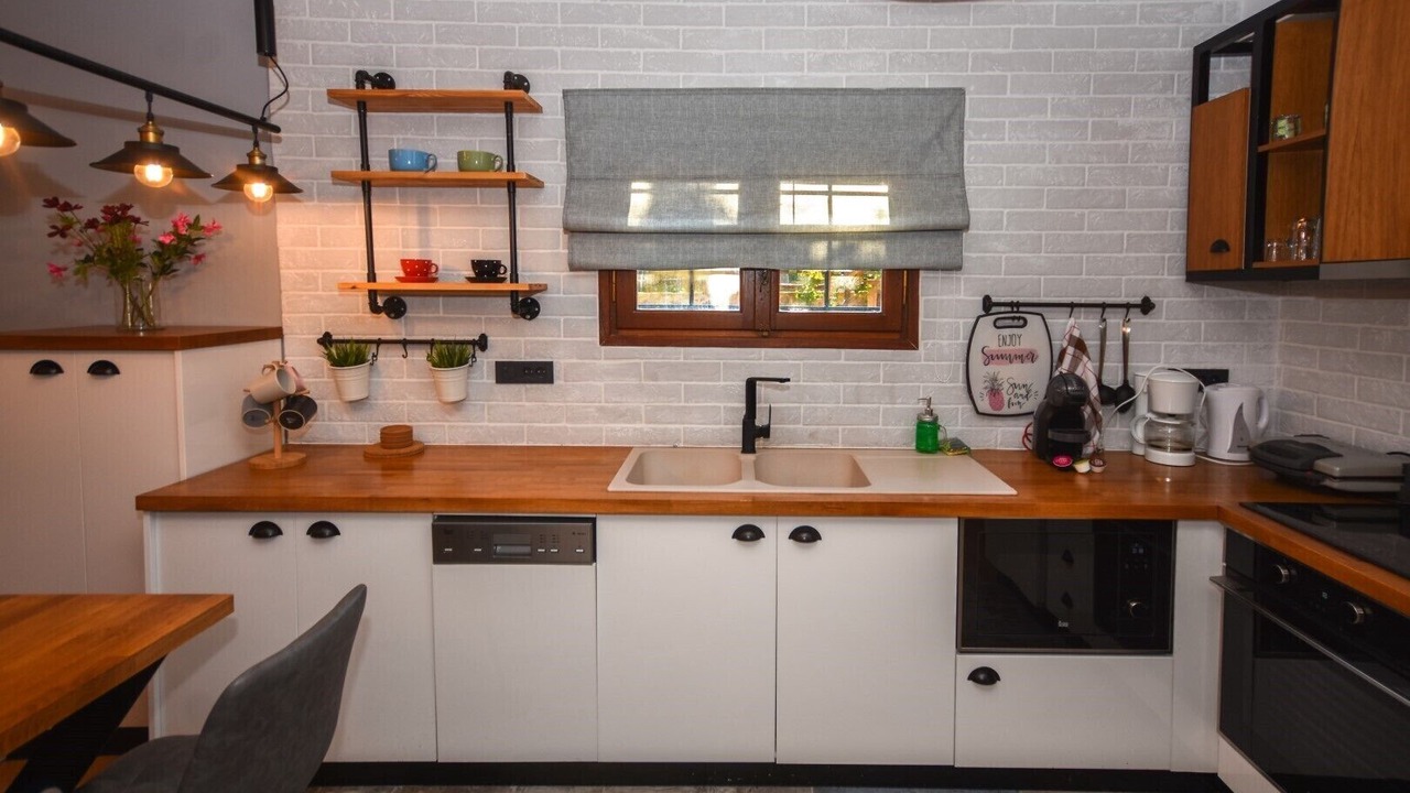 Photo of Kitchen in Astratigos