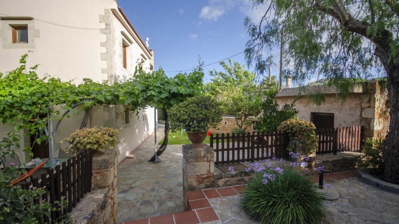 Photo of Outdoor in Astratigos