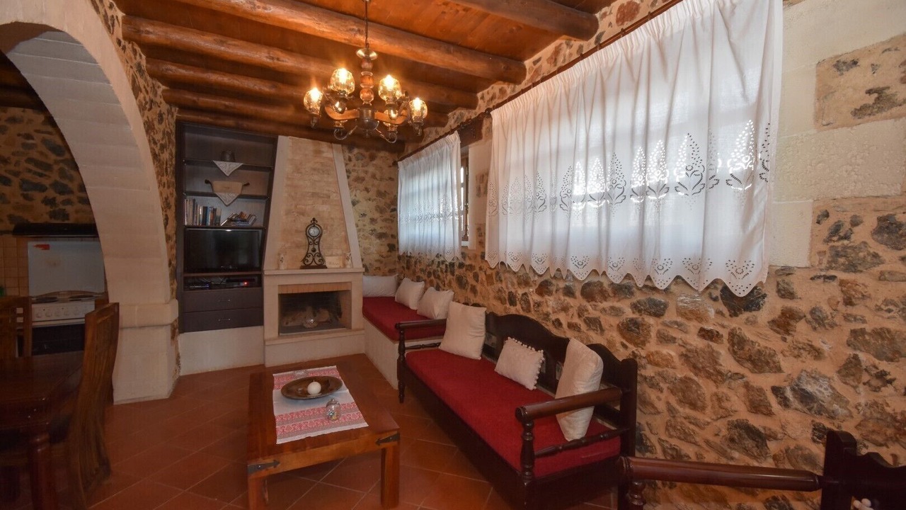 Photo of Livingroom in Astratigos