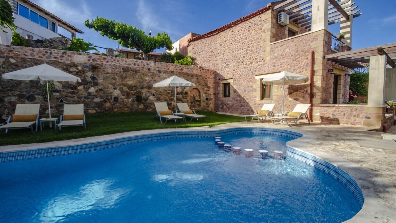 Photo of Outdoor in Astratigos