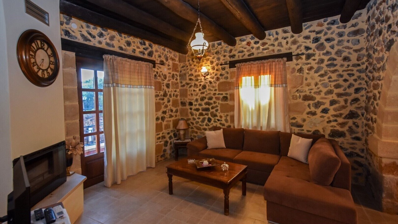 Photo of Livingroom in Astratigos