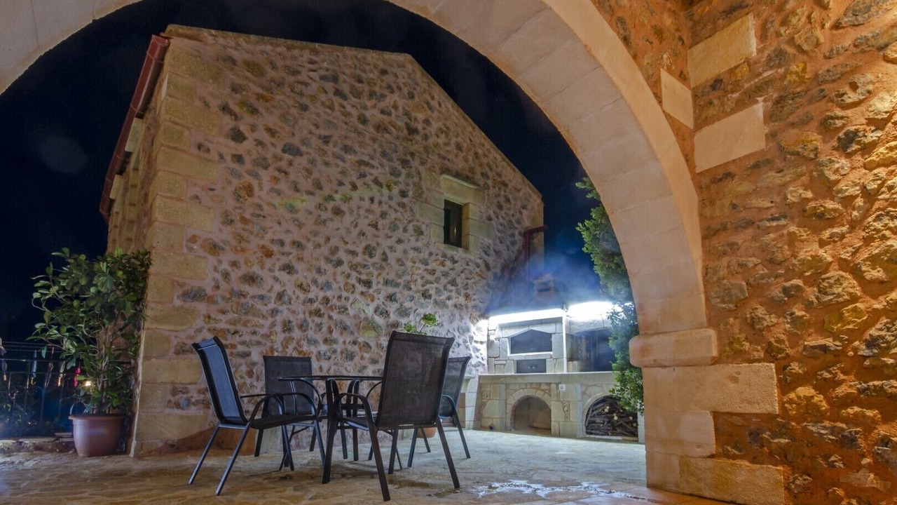 Photo of Outdoor in Astratigos